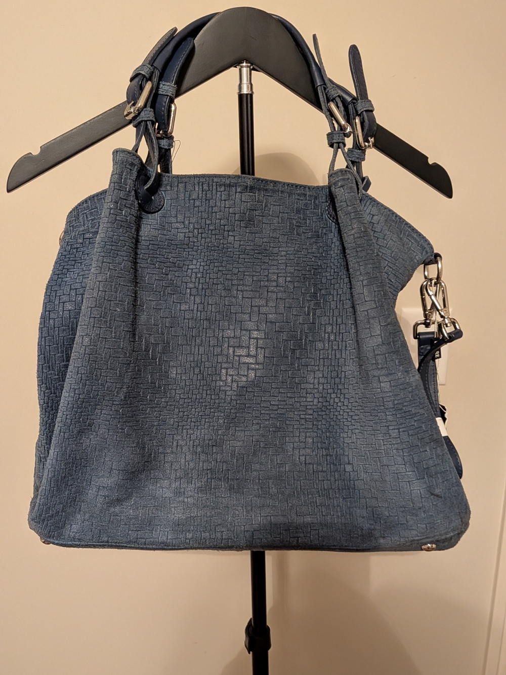 NWT Fiore Blue Italian Leather Handbag - Woven Geometric Texture Tote